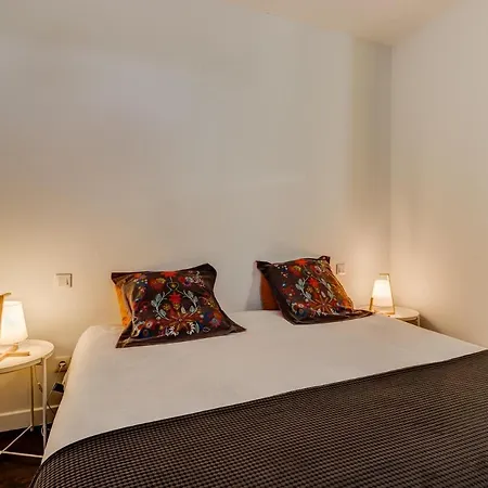 La Goulue, Duplex Proche Centre